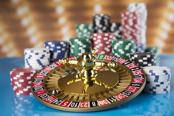 18 togel Indonesia Open tournament interface showing Mahjong Ways and Gates of Olympus game tiles